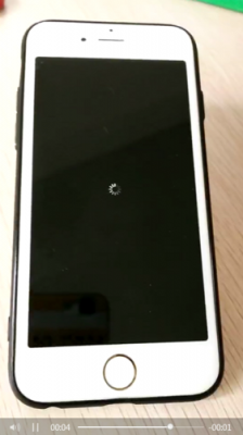 iphone手机突然黑屏转圈什么原因（苹果手机突然黑屏转圈是什么意思）