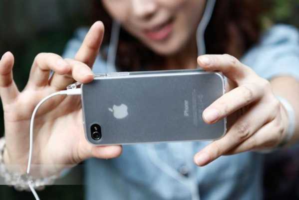 女生为什么那么喜欢用iphone手机（女生为什么爱用iphone）