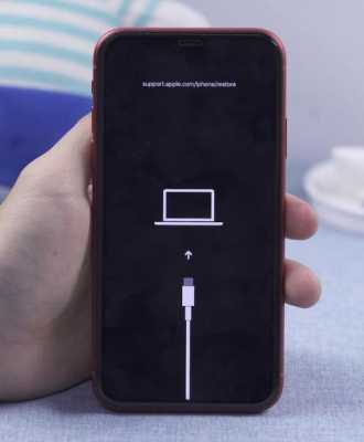 为什么iphone充电手机两侧有电流（iphone充电时手机两侧有电流感）