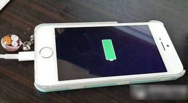 为什么iphone5s手机很烫（iphone5s手机发热严重）