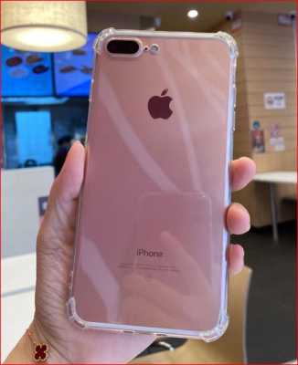 iphonese用什么手机壳（苹果se的手机壳和什么型号的一样）